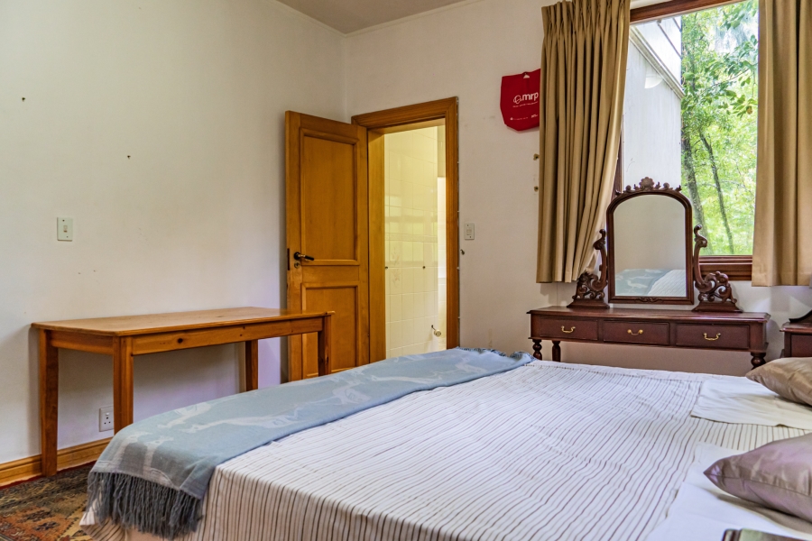 10 Bedroom Property for Sale in Bishopscourt Western Cape
